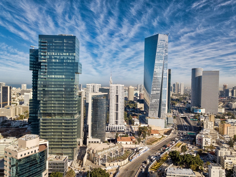 SKN | שוק תל אביב שומר על מגמה מעורבת כאשר מניות הביניים עולות בעוד שוק האג”ח מציג אותות מנוגדים