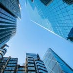 SKN | כיצד בנו של המנהיג העליון של איראן הקים אימפריית נדל”ן עולמית