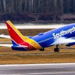 מניית Southwest Airlines זינקה בכ-15%: מה עומד מאחורי הזינוק?