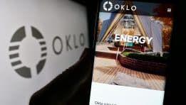 Oklo: חלוצת אנרגיה גרעינית עם מודל עסקי עצמאי