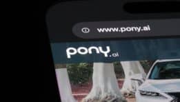 🟦 המניה שזינקה ב-112%: האם Pony.ai היא ההבטחה הבאה בתחום הרכב האוטונומי?