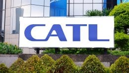 CATL הסינית גייסה 4.6 מיליארד דולר בבורסת הונג קונג – ההנפקה הגדולה בעולם ב-2025