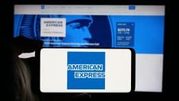 American Express: ניתוח פיננסי מקיף לשנת 2025