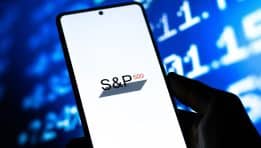 איך נוהג מדד S&P 500 לאחר עלייה של 18% בתוך 7 שבועות?