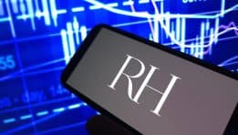 שיחת הרווחים של RH לרבעון הראשון: שיבושי מכס והתרחבות גלובלית מעצבים את תחזית העתיד