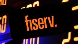 חברת Fiserv סוגרת רבעון חזק עם צמיחה דו-ספרתית ברווח למניה