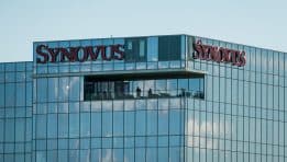 מדוע מניית Synovus Financial (SNV) יורדת היום במסחר?