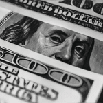 SKN | האם הדולר מאבד אחיזה? ניתוח הירידה האחרונה במדד הדולר האמריקאי