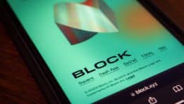חברת Block מזנקת ב-10% עם כניסתה ל-S&P 500: מה המשמעות לחברת הפינטק ולשוק כולו?