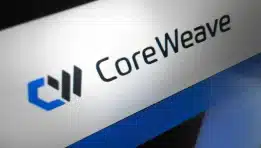 CoreWeave נמצאת בשלב של צמיחה מואצת. איך כדאי לפעול עם מניית CRWV בשלב זה?