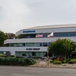 האם אנליסטים בוול סטריט אופטימיים לגבי מניית אמפנול?