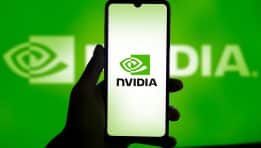 מניית קריפטו הקשורה ל-NVIDIA מזנקת ב-30% בעקבות רווחי שיא: מה המשקיעים צריכים לדעת