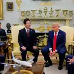 האם הדרישות האמריקאיות עלולות לדחוף את דרום קוריאה לעבר משבר פיננסי נוסף?