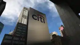האם השיפוץ בעלות 1.5 מיליארד דולר של מגדל סיטי בלונדון הוא הימור נועז על עתיד עולם העבודה?