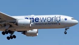 האם ברית oneworld תצליח להשיג שותפה הודית בעיצומו של בום תעופה?
