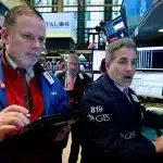 SKN | חוזי עתיד במניות ארה״ב מציגים תנודות מעורבות ככל שסיכויי הורדת ריבית על ידי הפד מתקרבים למימוש