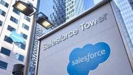 האם הירידה האחרונה של Salesforce יכולה להסתיר סיבה חזקה יותר לקנייה? ג’ים קרמר אומר “כן, יש להם עסק מצוין”