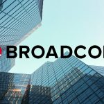 האם OpenAI היא הלקוחה המסתורית של Broadcom בשווי 10 מיליארד דולר? החברה מכחישה קשר למרות שותפות בינה מלאכותית משמעותית