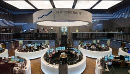 מדד STOXX 600 מגמגם סמוך לשיאים: האם לראלי האירופי אזל הביטחון?