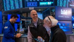 המניות בארה”ב ממשיכות לעלות כאשר המשקיעים מאמצים אופטימיות: הנאסד”ק והראסל 2000 מובילים את העליות