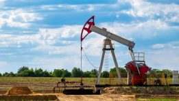 הנפט נסוג לאחר עלייה של יומיים – חששות הביקוש שבים להכתיב את המגמה