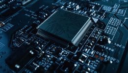 SKN | ה-PSI מגרד את שיאי 52 השבועות בעוד המומנטום בשבבים מתלקח מחדש