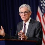 האם הפד יכול לשמור על יציבות כאשר האינפלציה והתעסוקה מושכות לכיוונים מנוגדים?