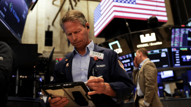 SKN | דאו ג’ונס רושם עלייה שבועית של 1.18% כאשר מניות בלו-צ’יפ מראות יציבות מבנית