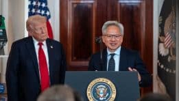 SKN | האם ארה״ב תאפשר ל-Nvidia לחדש מכירות שבבים מתקדמים לסין עם התחממות היחסים המסחריים?