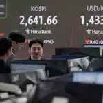 SKN | שווקי אסיה ממשיכים להתחזק כאשר הניקיי מוביל בזינוק של ‎1.23%‎; מטבעות אזוריים מתחזקים לקראת סוף החודש