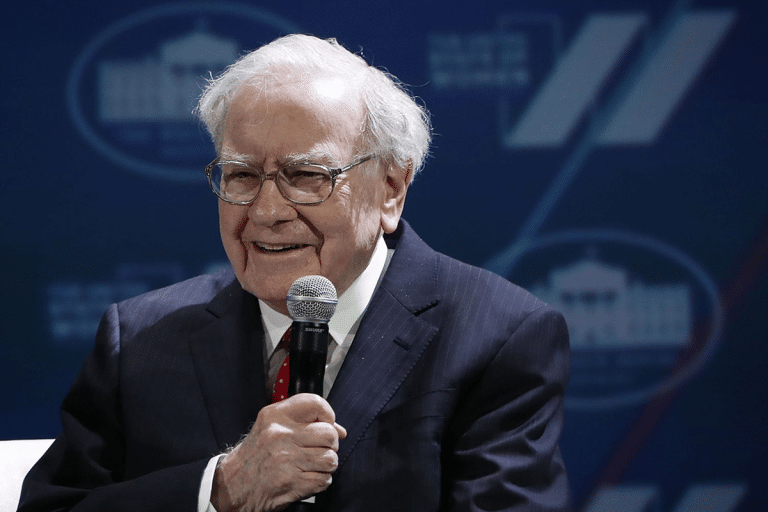 SKN | וורן באפט אומר שאלמלא החילוץ של 2008 הוא היה אוכל מקדונלד’ס בחג ההודיה — ולא ארוחת תרנגול הודו