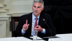 SKN | “היינו צריכים לגשת לעבודה”: כיצד מנכ”ל הילטון אומר שהצעת השירות החדשה של החברה התגבשה