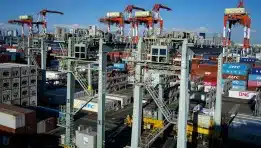 SKN | היצוא העולמי של יפן עולה בעוד המשלוחים לארה”ב יורדים בעקבות מכסים