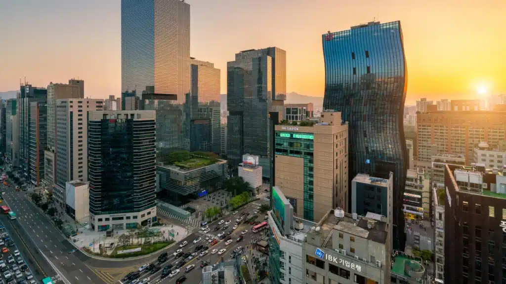 SKN | שווקי אסיה מאריכים עליות ב-15 באפריל כאשר קוריאה מובילה את הראלי בעוד סין ויפן שומרות על מומנטום חיובי