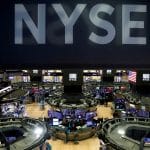 SKN | האם מדד הנאסד״ק קומפוזיט יוכל להתגבר על רצף הירידות בן חמישה ימים כאשר התלהבות ה-AI פוגשת מימושי רווחים בסוף השנה?