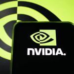 SKN | האם אנבידיה מעורבת ב״מימון מעגלי״? יצרנית השבבים דוחה את הטענה בזמן שמוכרי השורט מעלים דגלים אדומים