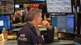 SKN | סקירה שבועית S&P 500: המדד נבלם בעוד לחץ המכירות עוצר את הראלי (3–7 בנובמבר 2025)