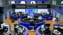 SKN | השווקים האירופיים שומרים על יציבות: מדדי המפתח נעים בצדדות אך מדדי האזור מטפסים קלות