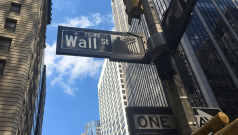 SKN | וול סטריט מטפסת במקצת כאשר טכנולוגיה מובילה את העליות באמצע השבוע