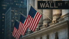 SKN | וול סטריט נוקטת זהירות כשהתנודתיות עולה ומדדים מרכזיים נחלשים ב-18 בנובמבר