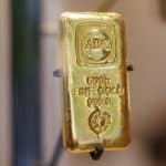 SKN | הזהב נסוג משיאים היסטוריים: האם הראלי מאבד מומנטום או פשוט עוצר לנשימה?