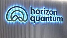 SKN | חברת Horizon Quantum משיקה את המחשב הקוונטי המסחרי הראשון בסינגפור — לקראת רישום בנאסד״ק