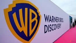 SKN | האם העלייה המפתיעה במניית Warner Bros. Discovery מאותתת על שינוי בביטחון המשקיעים — או רק על הפוגה רגעית?