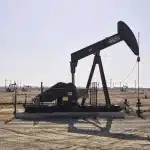 SKN | האם הנפט מאבד את הפרמיה הגיאופוליטית שלו כאשר שיחות שלום באוקראינה שבות לכותרות?