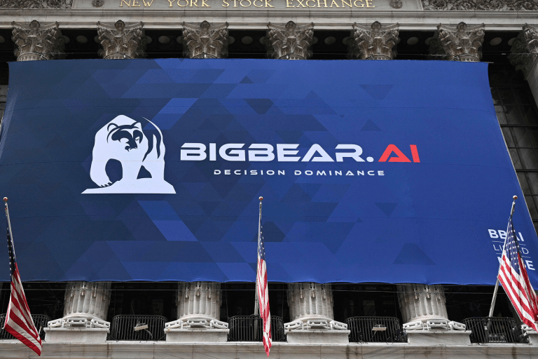 SKN | BigBear.ai מזנקת ב-181% YTD כשרכישות אסטרטגיות וחוסן פיננסי מעוררים אופטימיות אצל המשקיעים