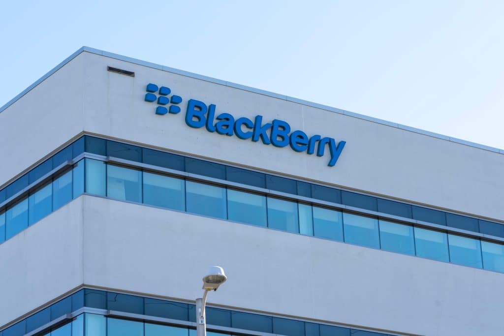 SKN | האם אבטחת הסייבר הופכת לעוגן הצמיחה של BlackBerry כאשר תחזית ההכנסות משתפרת?