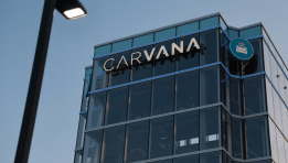 SKN | הופעת הבכורה של Carvana במדד S&P 500 חותמת אחד המהפכים הדרמטיים ביותר בשווקים