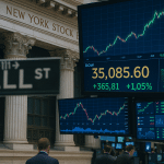 SKN | שווקי ארה”ב מזנקים עם התחזקות תיאבון הסיכון וצלילה חדה בתנודתיות