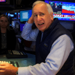 SKN | האם גל הירידות במניות הטכנולוגיה בוול סטריט מאותת על שינוי עמוק במובילות השוק?