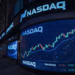 SKN | האם וול סטריט בדרך למסחר 24/7 כאשר נאסד״ק דוחפת להרחבת שעות המסחר?